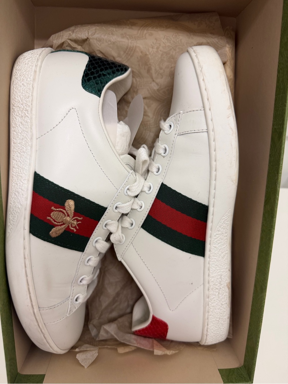 Gucci Women's Ace sneaker with bee- Size 37 - Picture 8 of 14